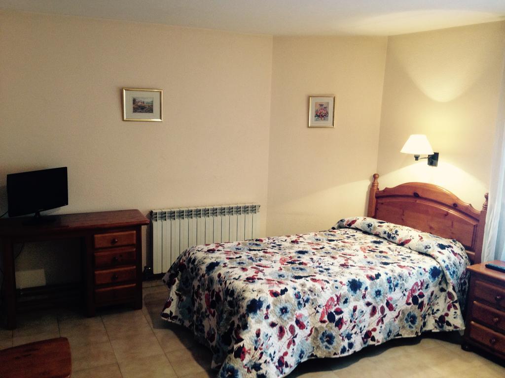 Hostal Nicolas مديناسيلي الغرفة الصورة
