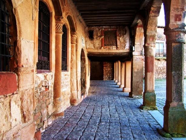 Hostal Nicolas مديناسيلي المظهر الخارجي الصورة