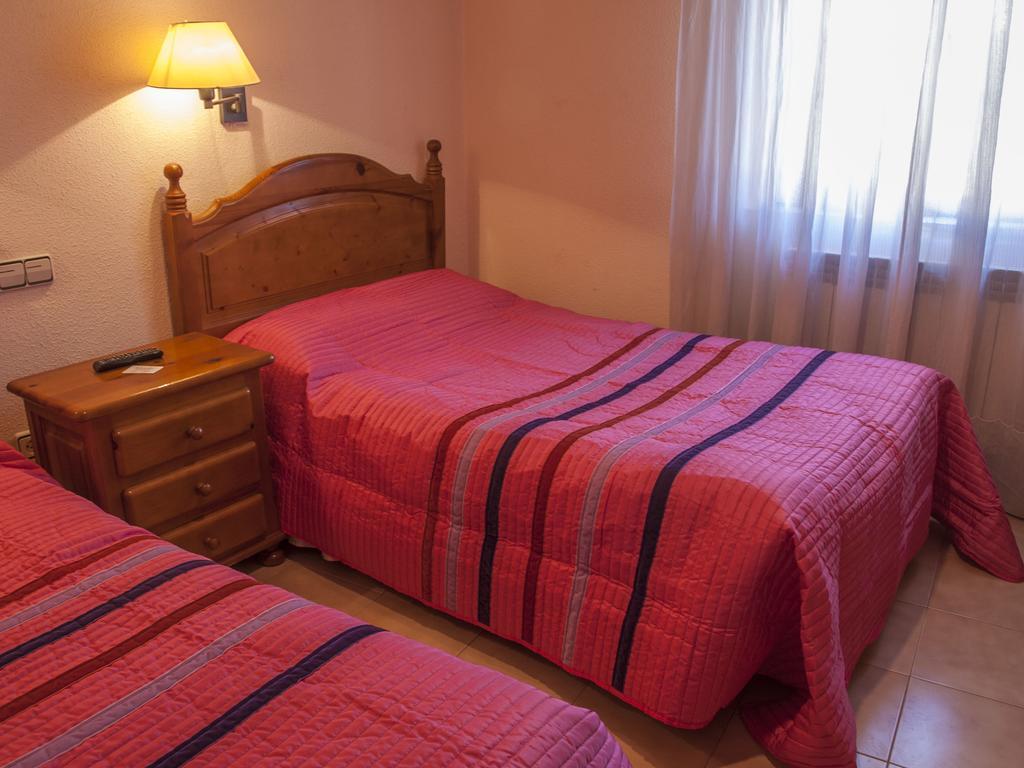 Hostal Nicolas مديناسيلي الغرفة الصورة