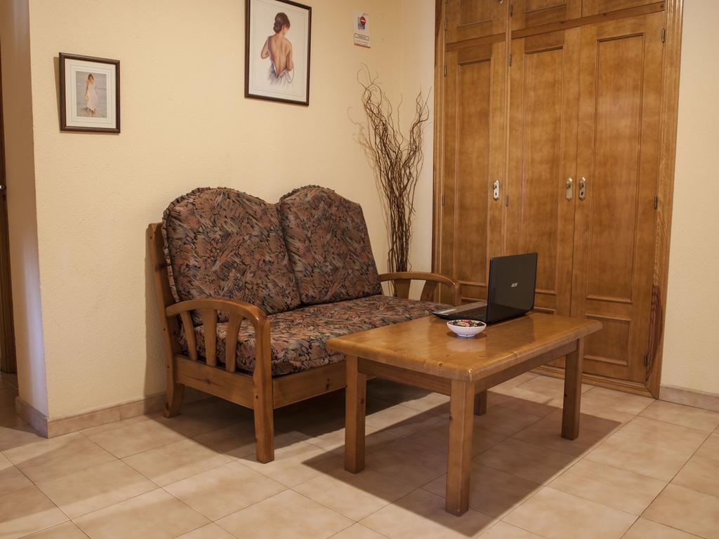 Hostal Nicolas مديناسيلي المظهر الخارجي الصورة